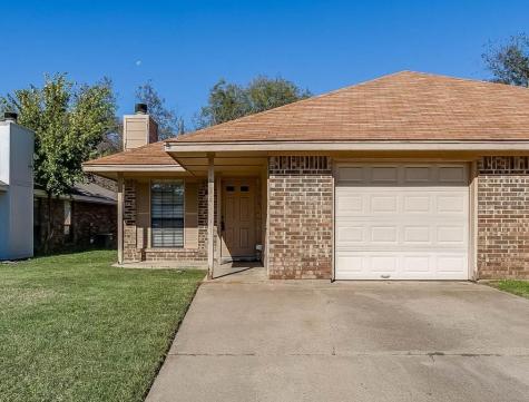 1034 Irene Street Burleson TX 76028