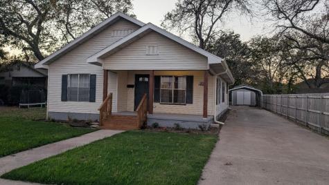 206 S Washington Street West TX 76691