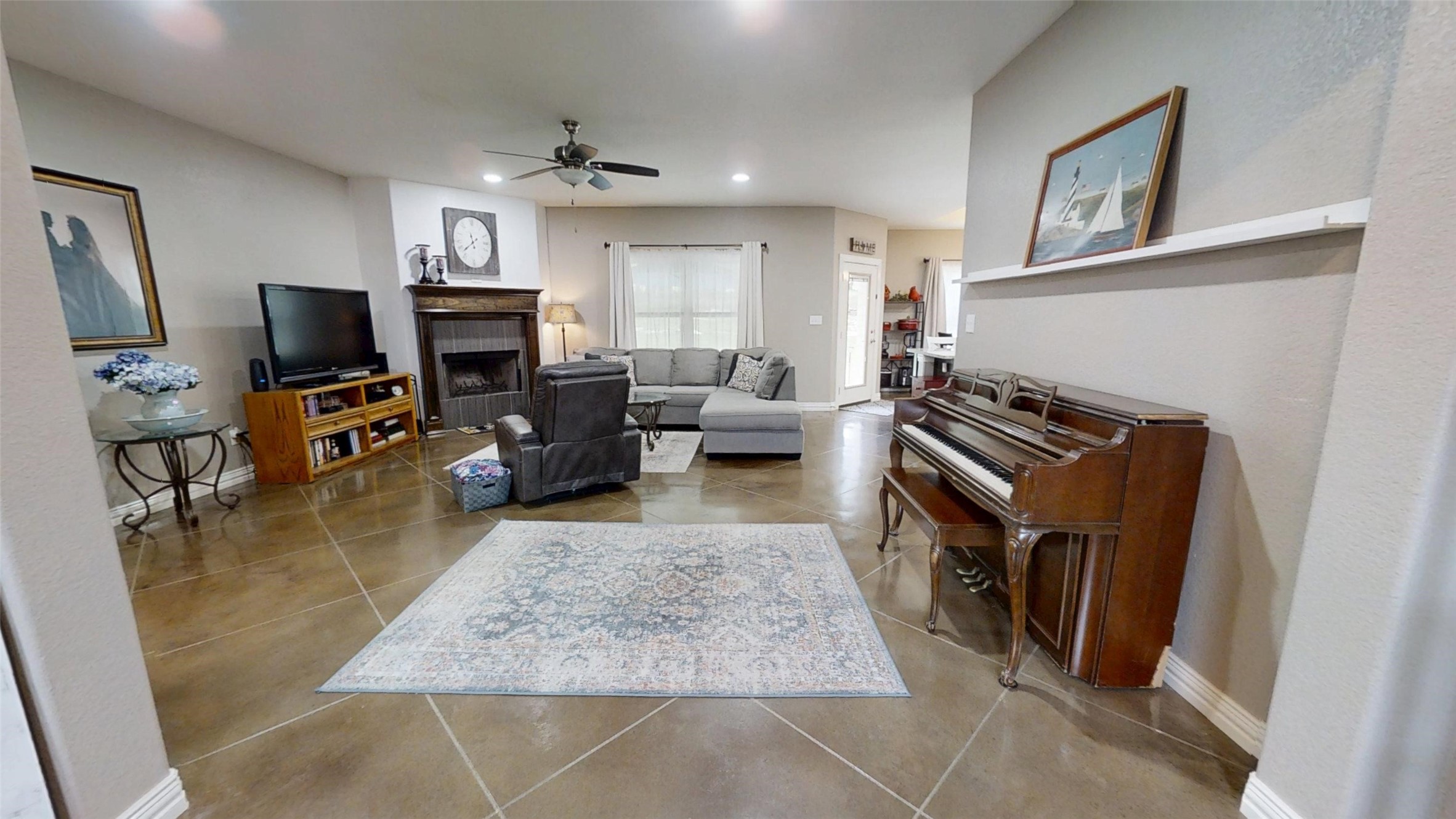 3904 Laramie Trail Granbury TX 76048