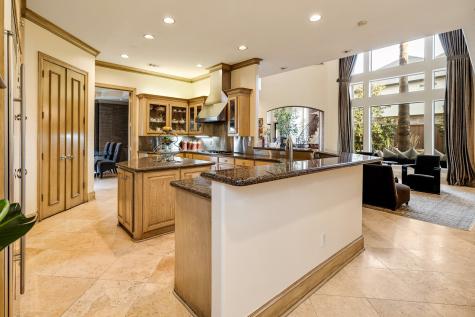 18729 Wainsborough Lane Dallas TX 75287