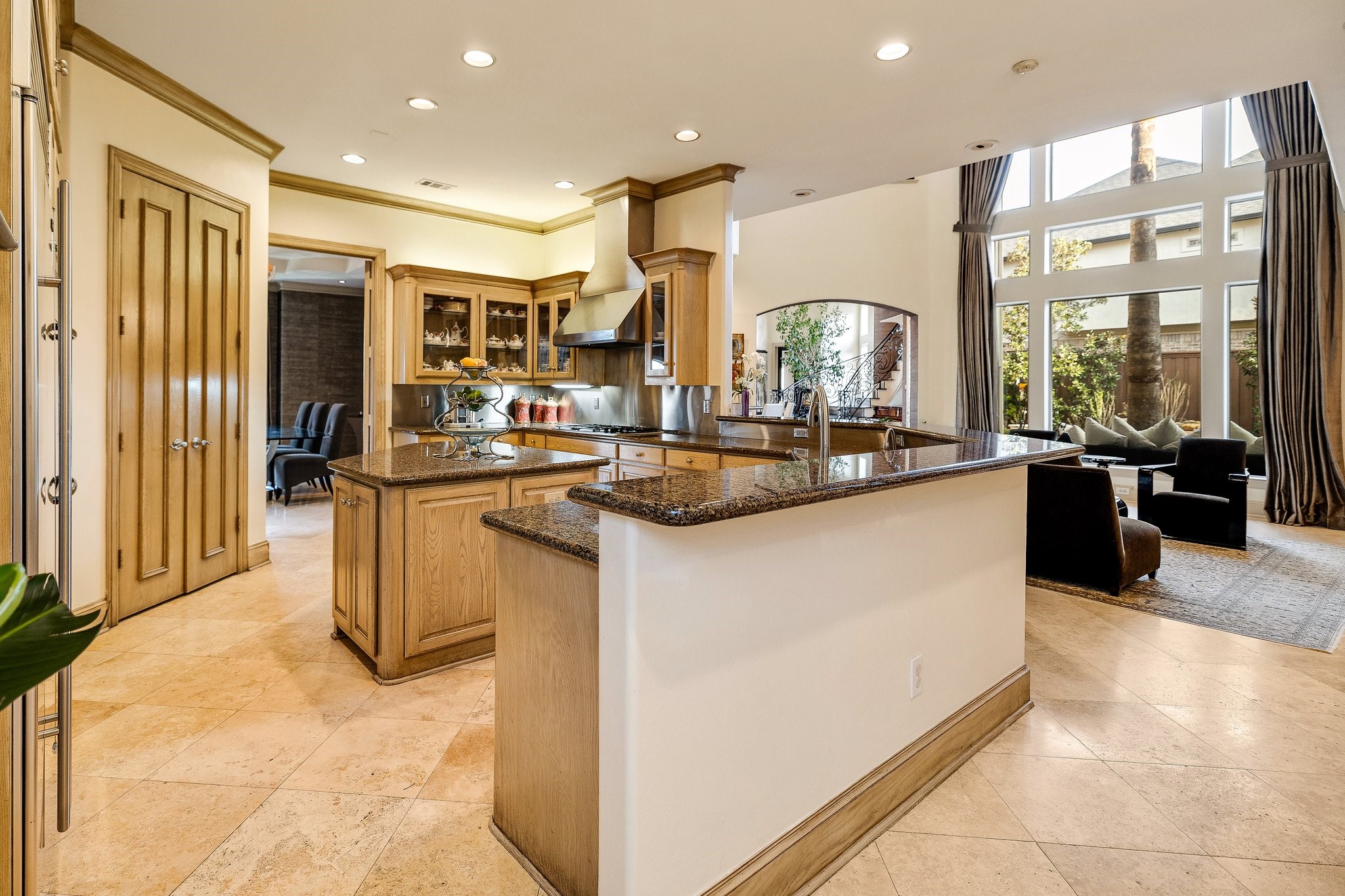 18729 Wainsborough Lane Dallas TX 75287