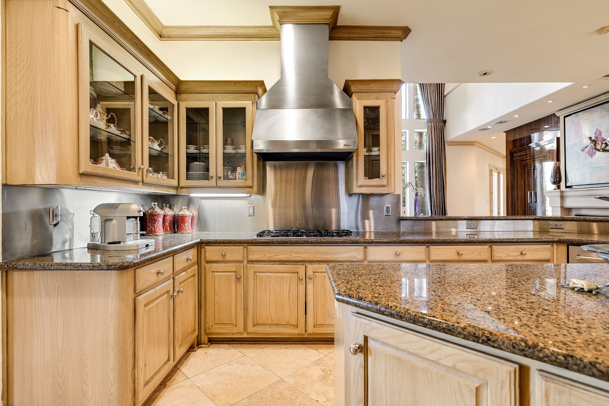 18729 Wainsborough Lane Dallas TX 75287