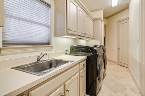 18729 Wainsborough Lane Dallas TX 75287
