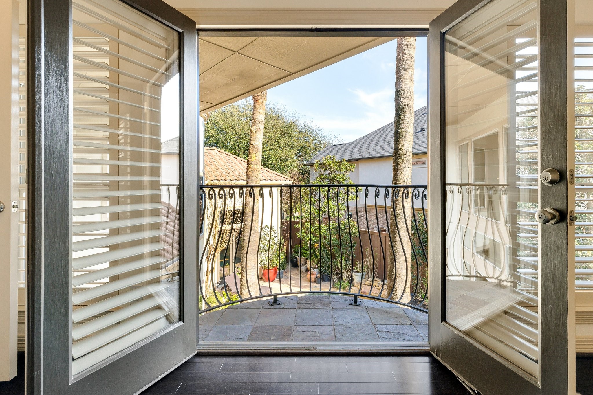 18729 Wainsborough Lane Dallas TX 75287