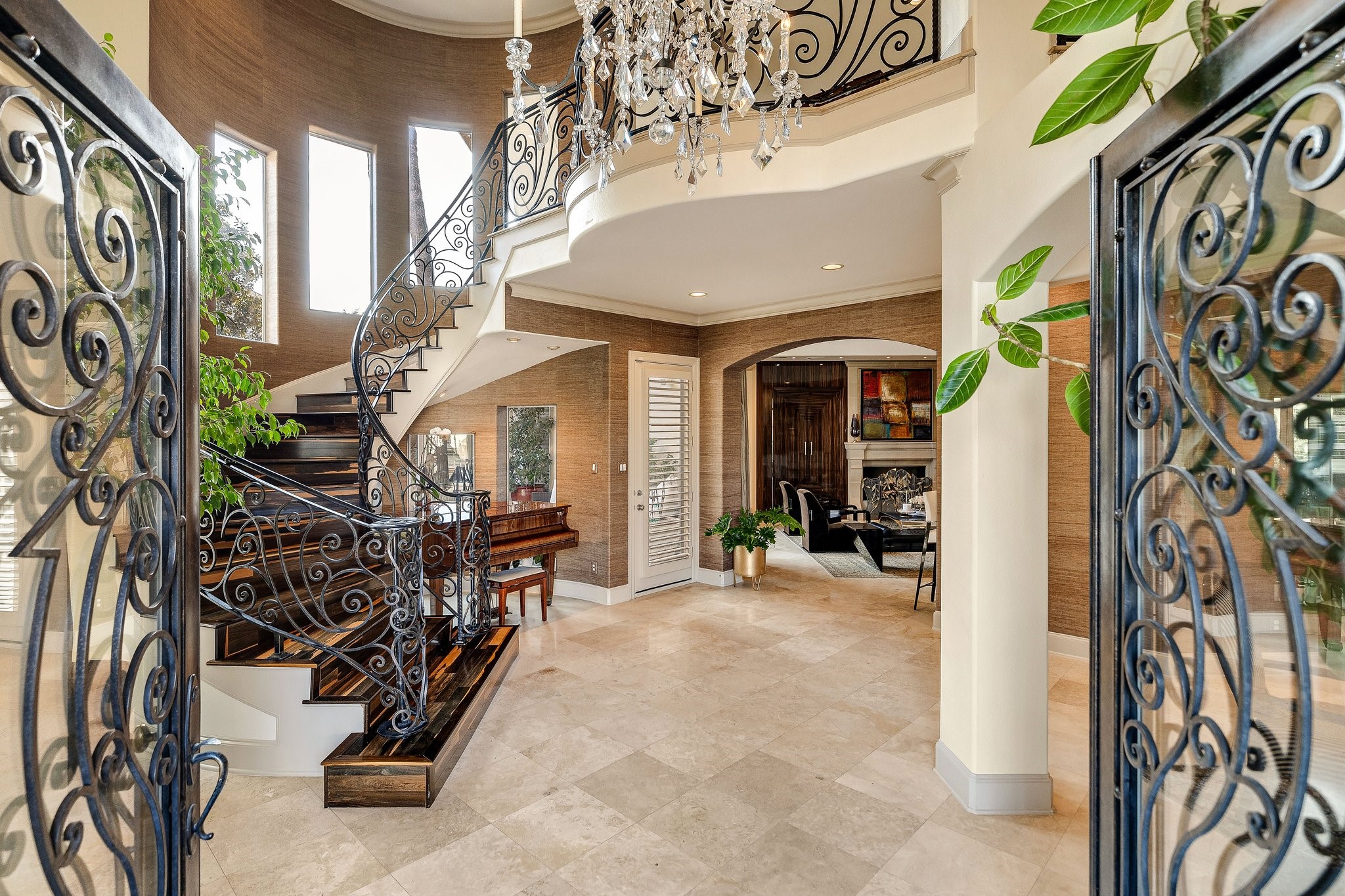 18729 Wainsborough Lane Dallas TX 75287