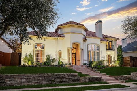 18729 Wainsborough Lane Dallas TX 75287