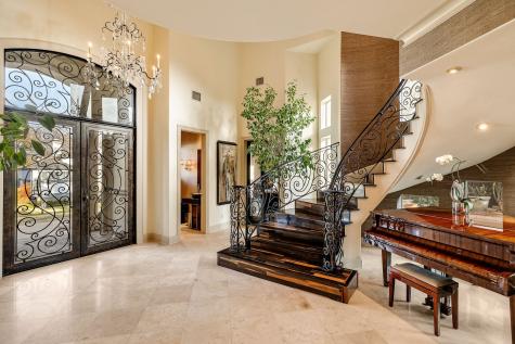 18729 Wainsborough Lane Dallas TX 75287