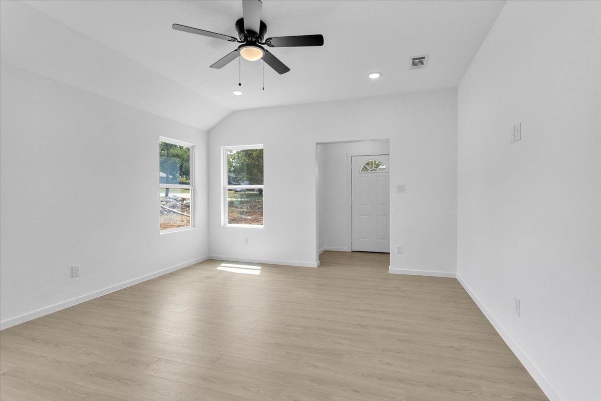 415 E Monterey Street Denison TX 75021