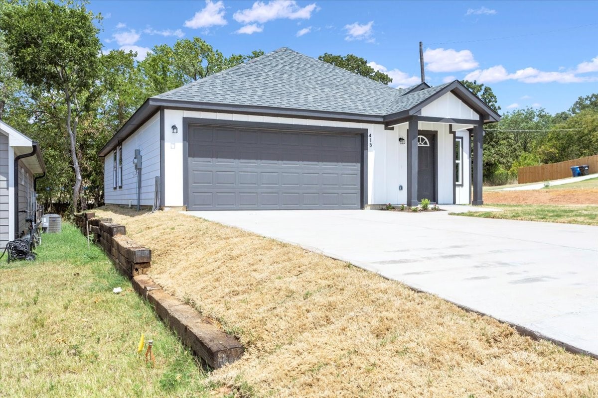 415 E Monterey Street Denison TX 75021