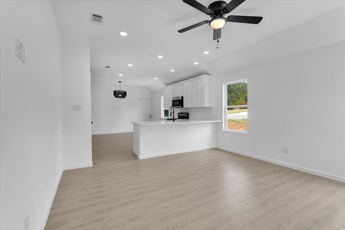415 E Monterey Street Denison TX 75021