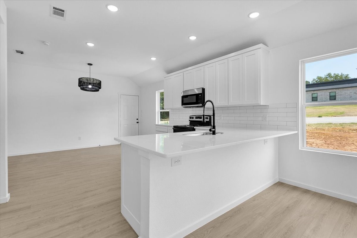 415 E Monterey Street Denison TX 75021