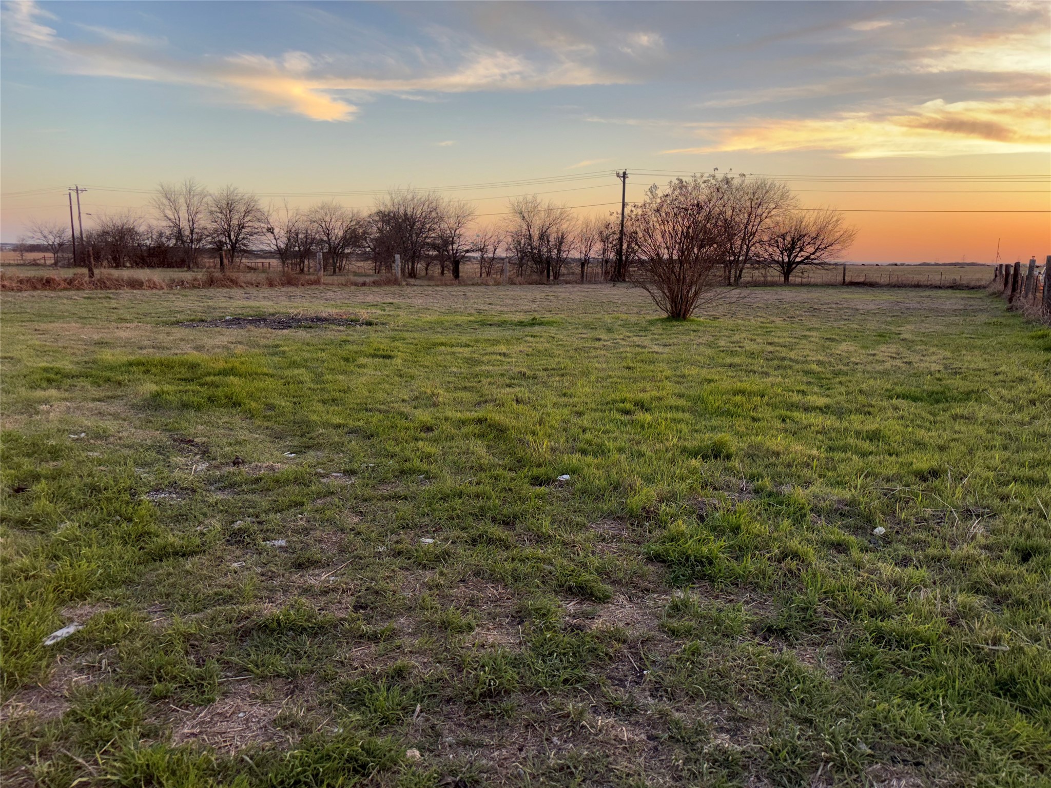 1912 Hcr 3106 Hillsboro TX 76645