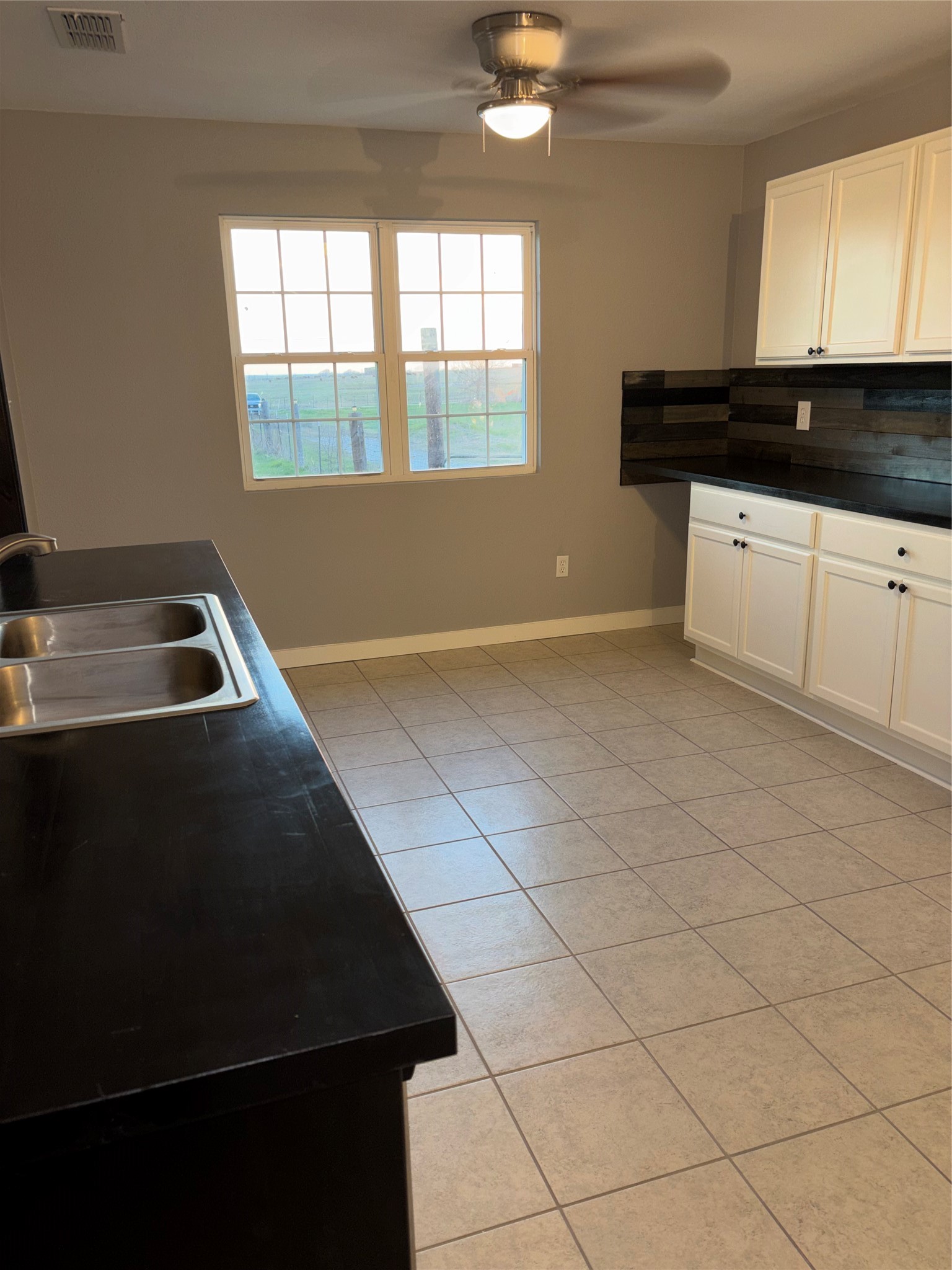 1912 Hcr 3106 Hillsboro TX 76645