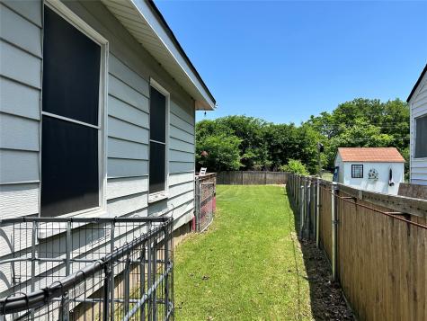 501 E Holley Street Mesquite TX 75149
