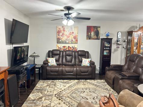 501 E Holley Street Mesquite TX 75149