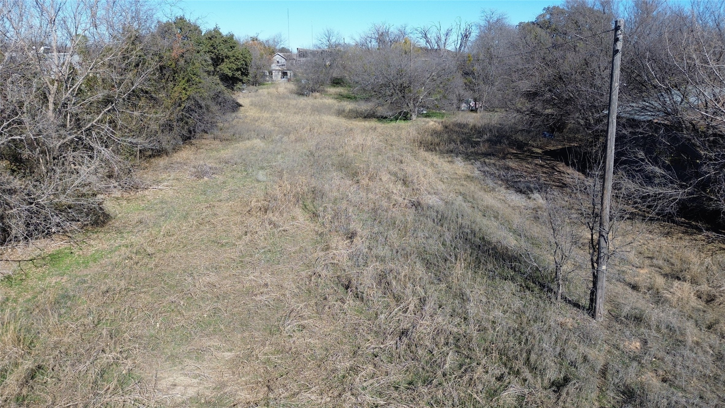 1306 E Central Comanche TX 76442