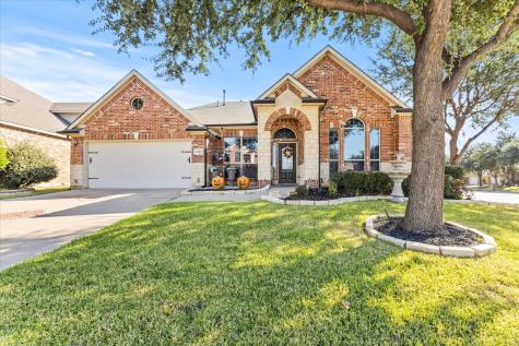 4952 Eyrie Court Grand Prairie TX 75052
