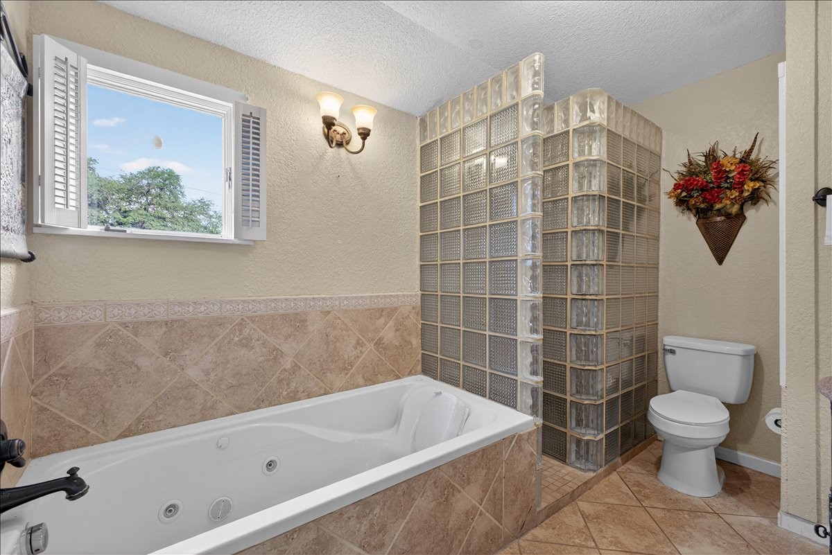 3505 White Settlement Road Fort Worth TX 76107
