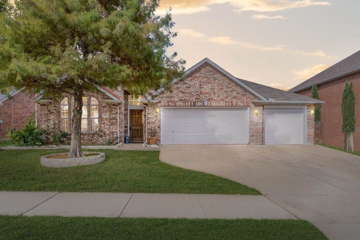 7905 Spring Run North Richland Hills TX 76182