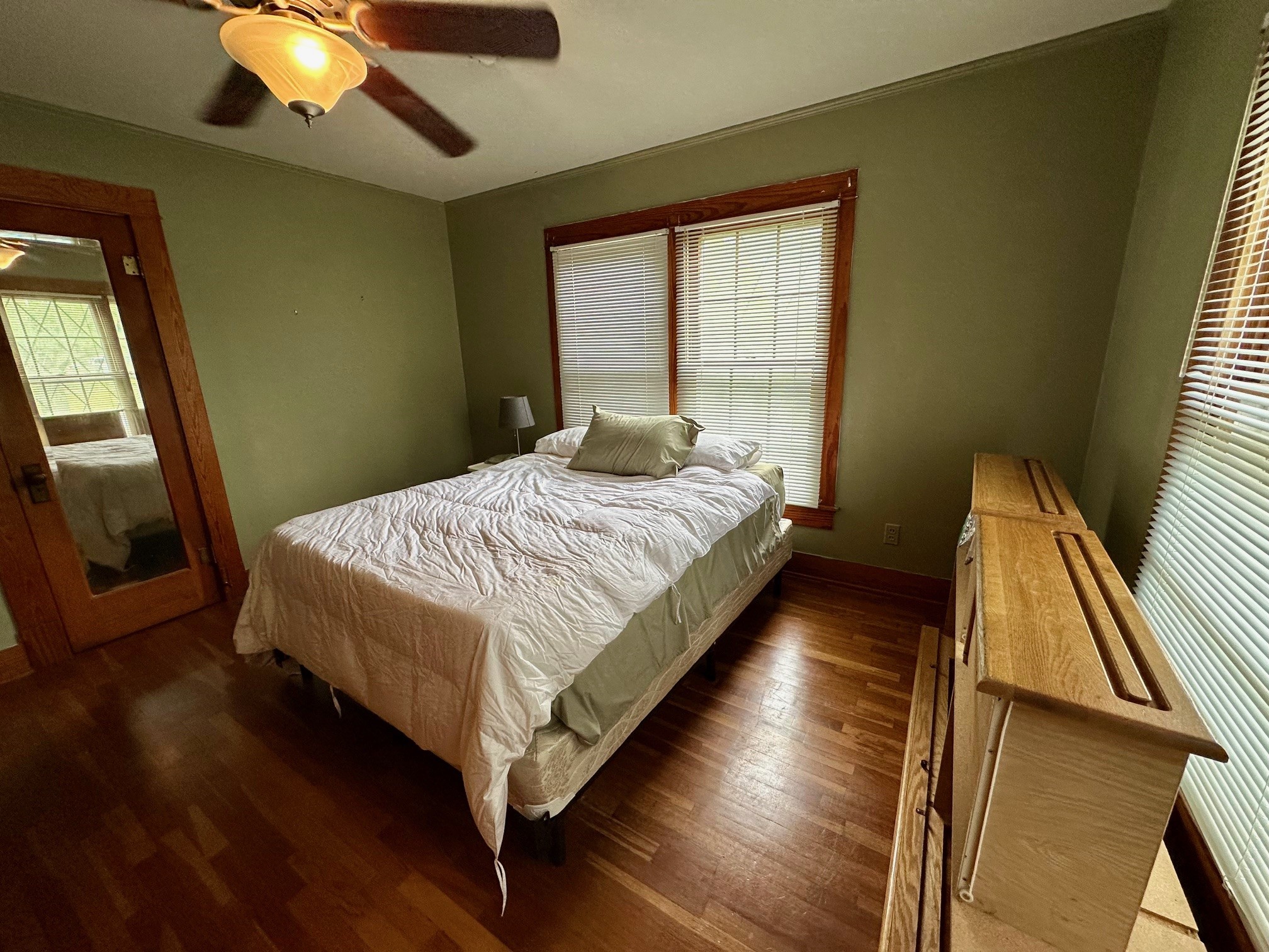 1821 E Pecan Street Sherman TX 75090