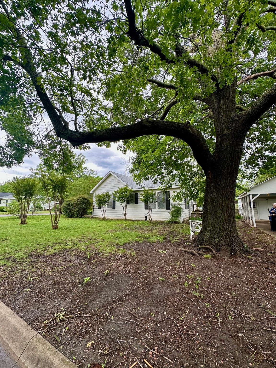 1821 E Pecan Street Sherman TX 75090