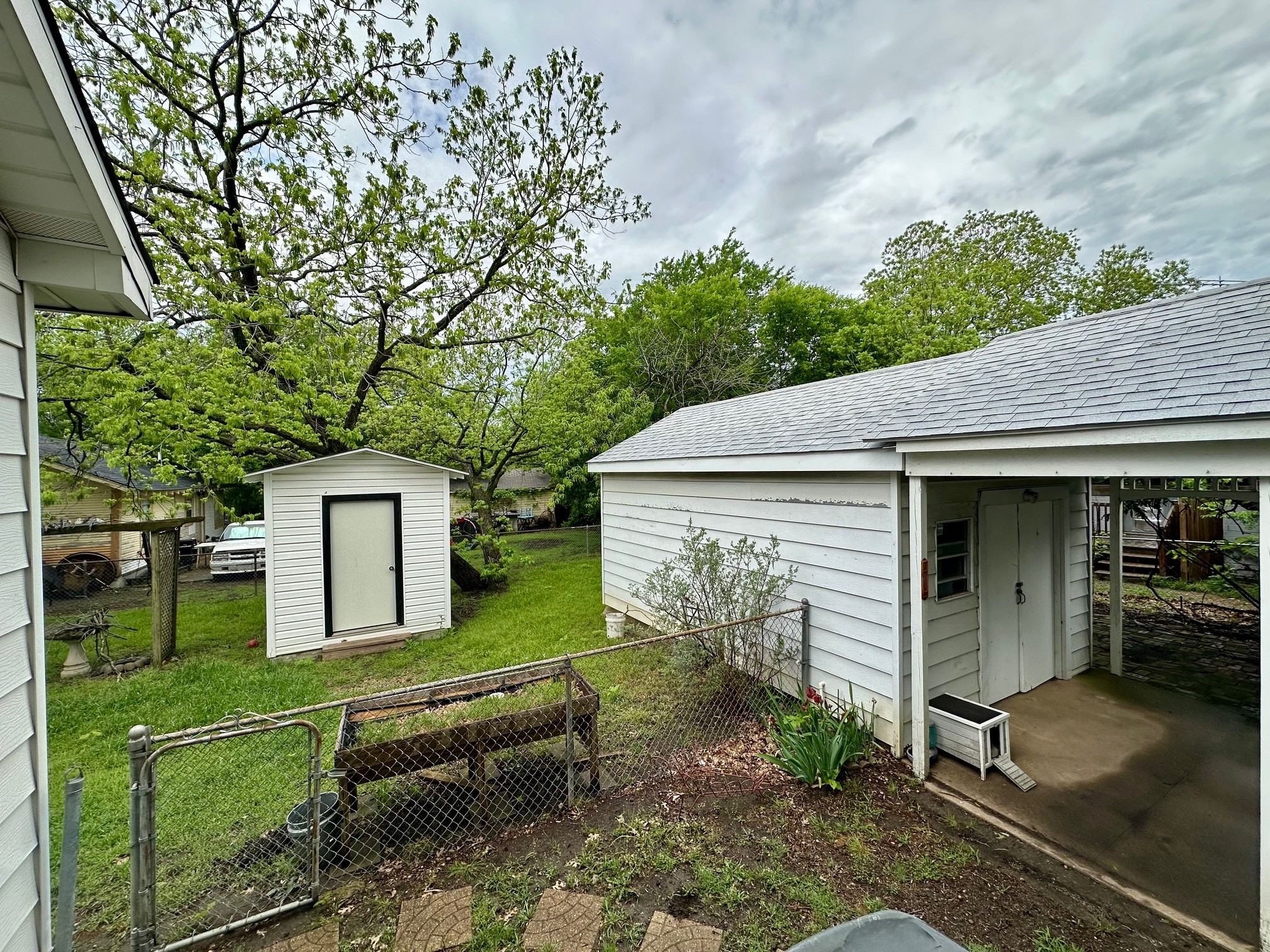 1821 E Pecan Street Sherman TX 75090