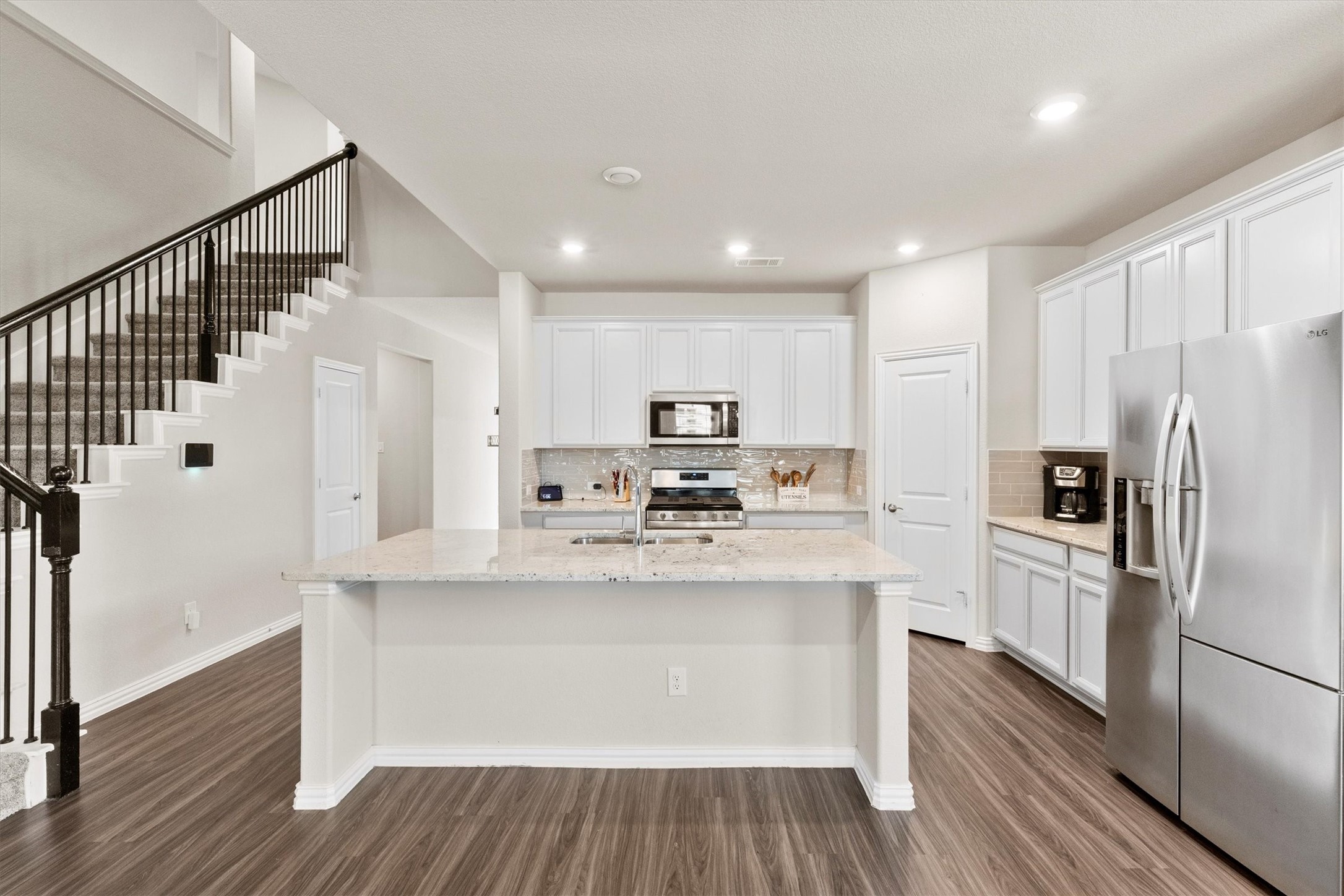1617 Berry Ridge Trail Aubrey TX 76227
