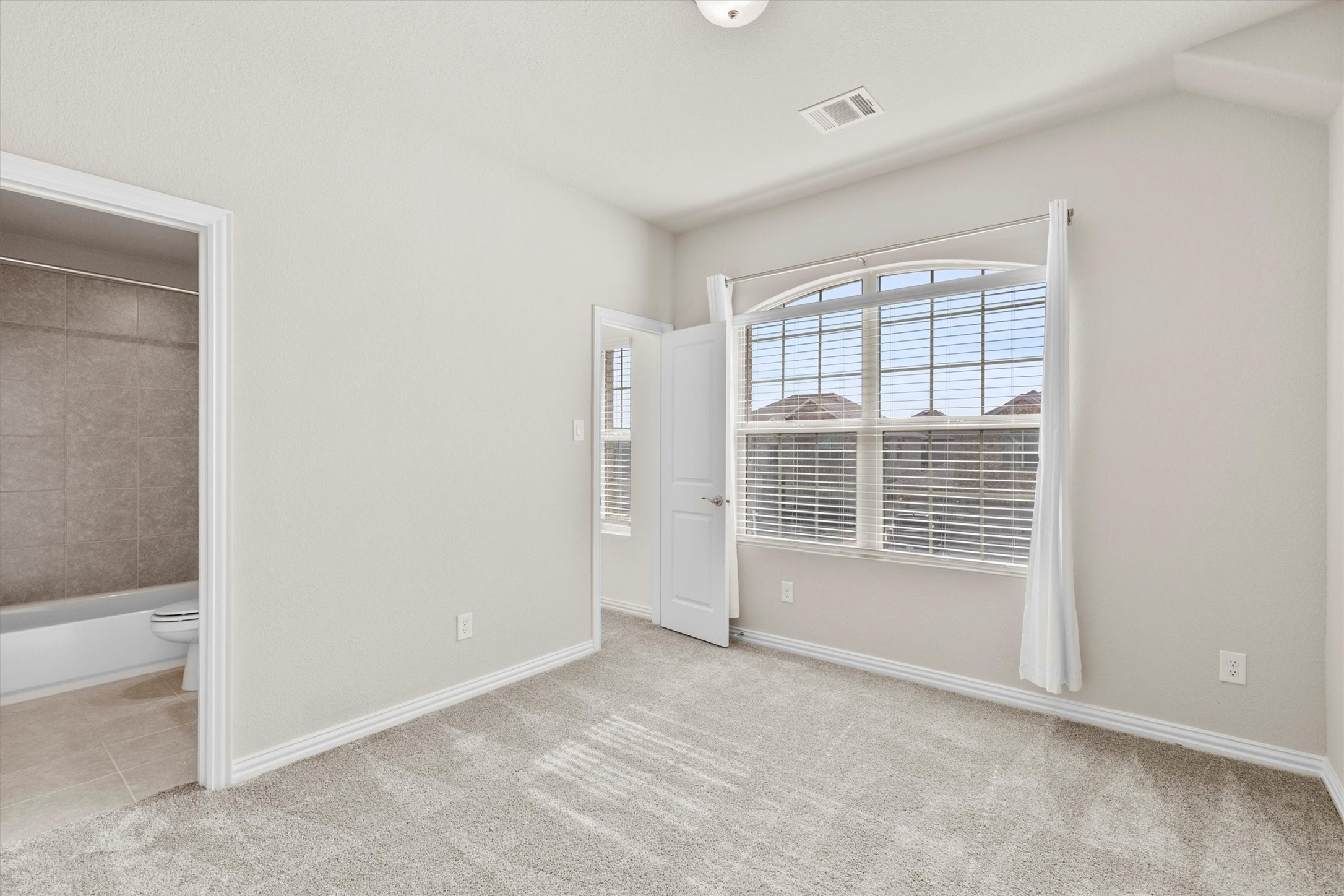 1617 Berry Ridge Trail Aubrey TX 76227