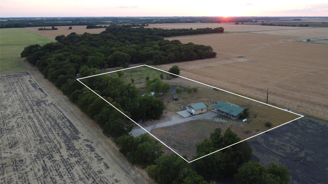 127 Private Road 318 Bynum TX 76631