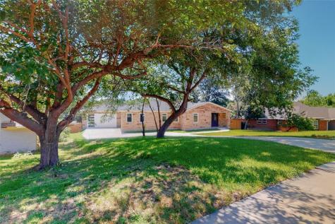 1014 Capetown Drive Grand Prairie TX 75050