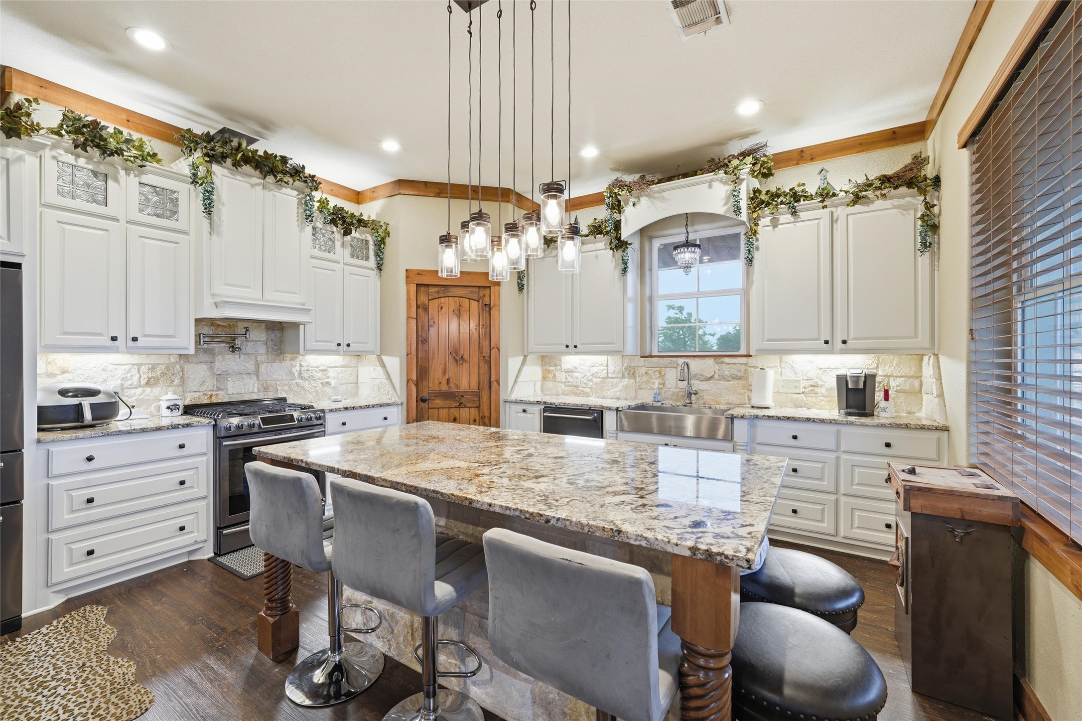 5681 Cooksey Lane Robinson TX 76706