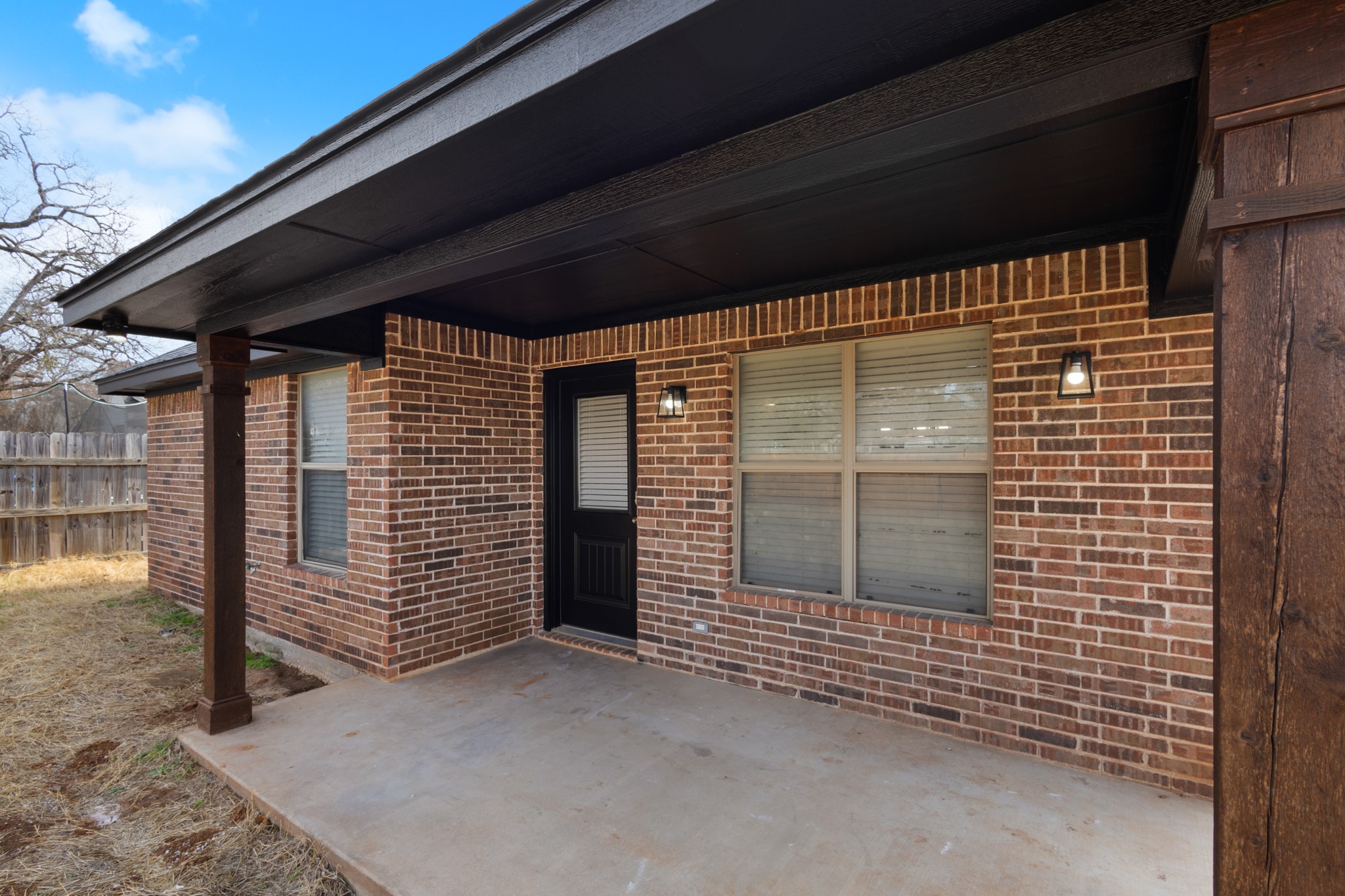 1501 Carpenter Street Bridgeport TX 76426