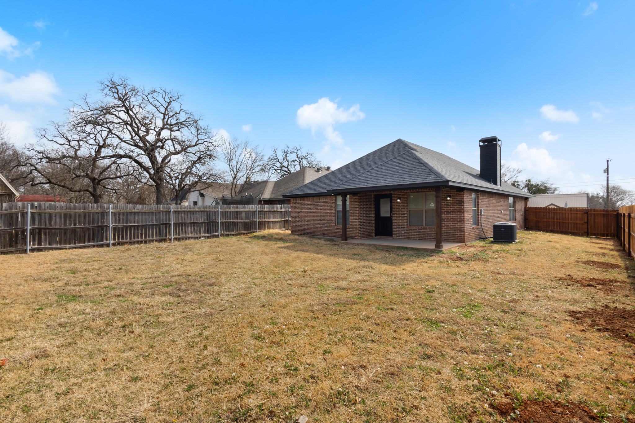 1501 Carpenter Street Bridgeport TX 76426