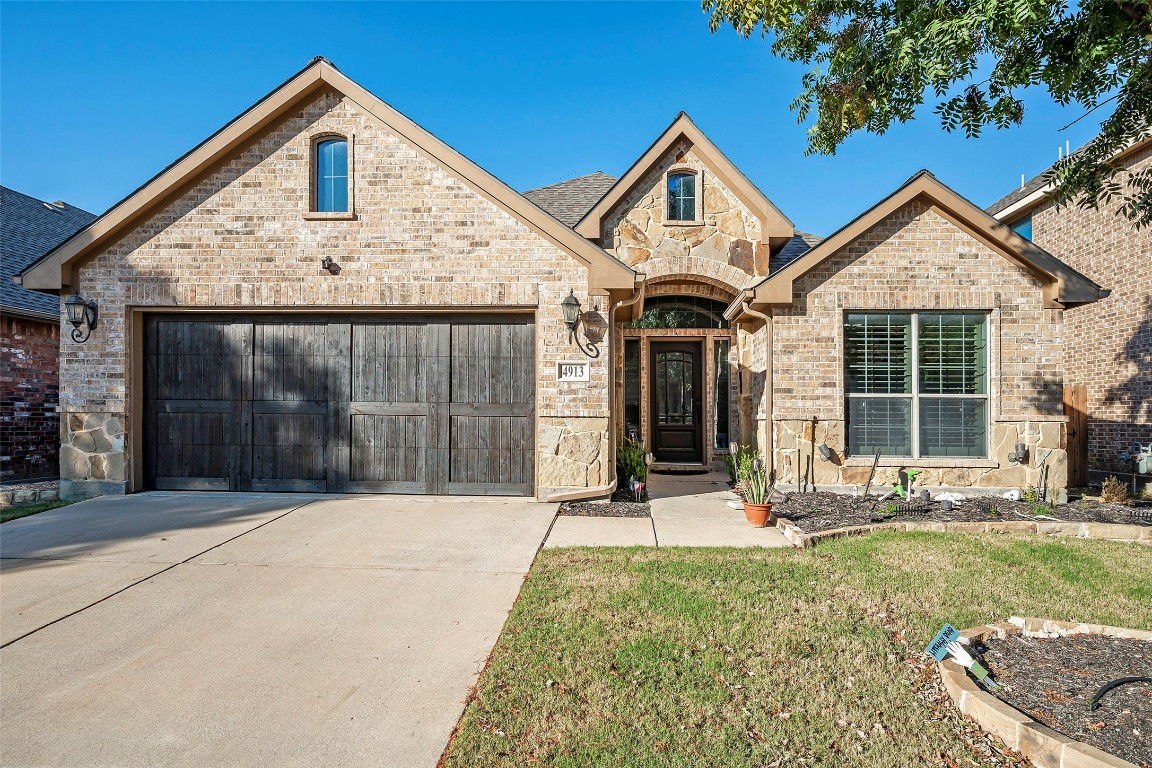 4913 Van Zandt Drive Fort Worth TX 76244