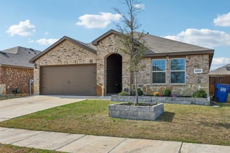 4028 Black Canyon Drive Forney TX 75126