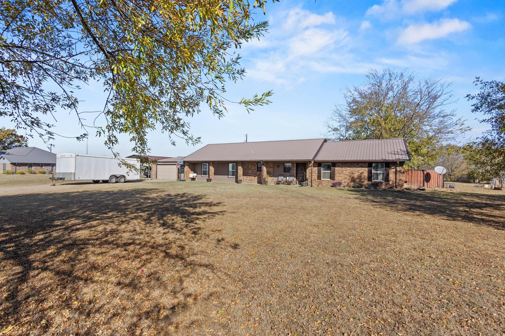 625 County Road 13300 Paris TX 75462