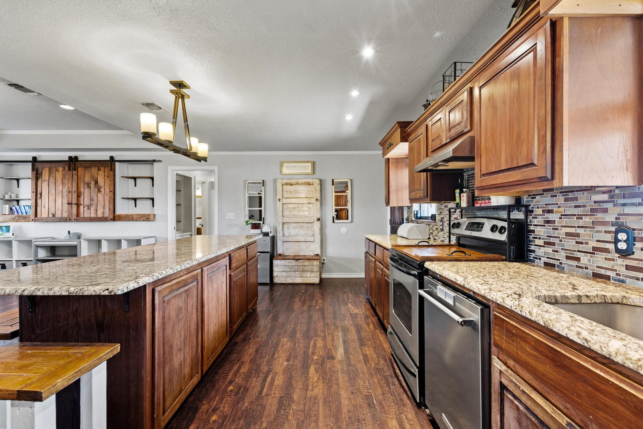 625 County Road 13300 Paris TX 75462