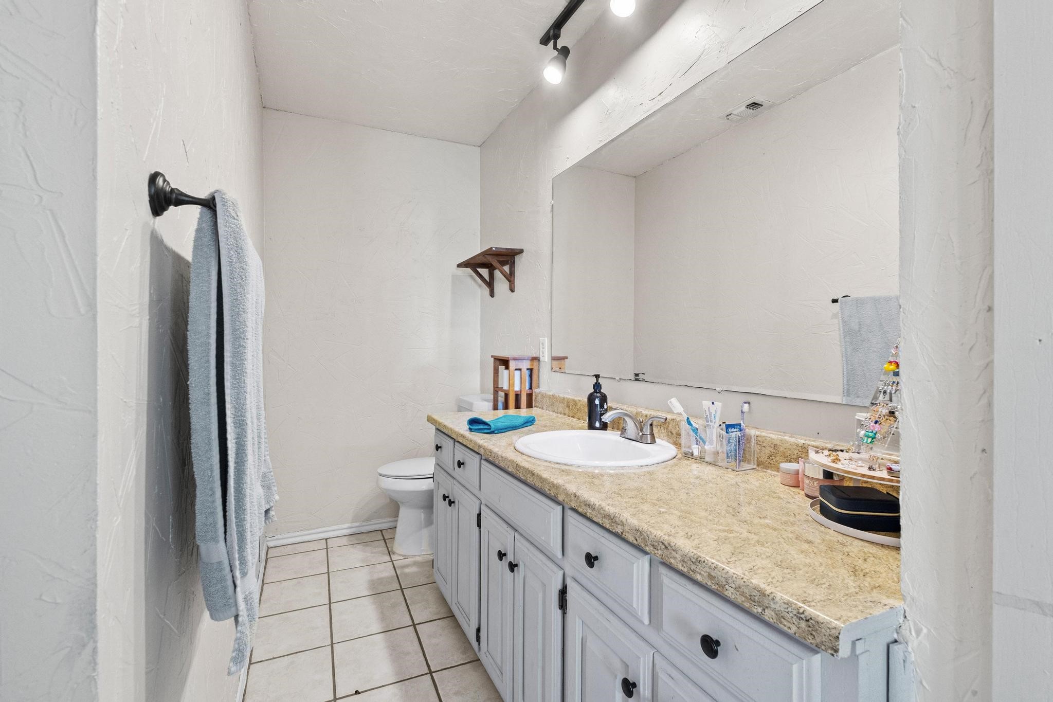 625 County Road 13300 Paris TX 75462