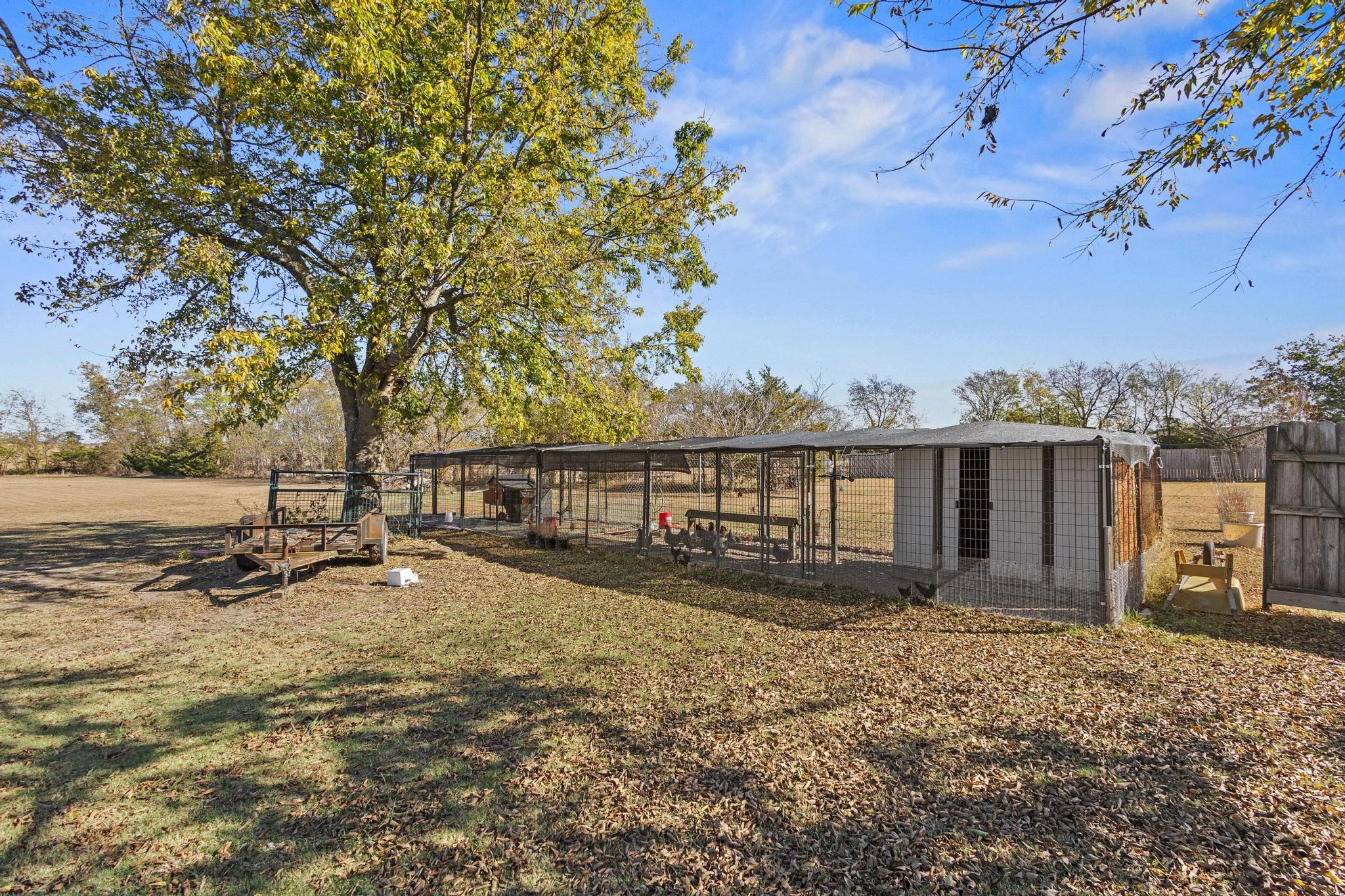 625 County Road 13300 Paris TX 75462