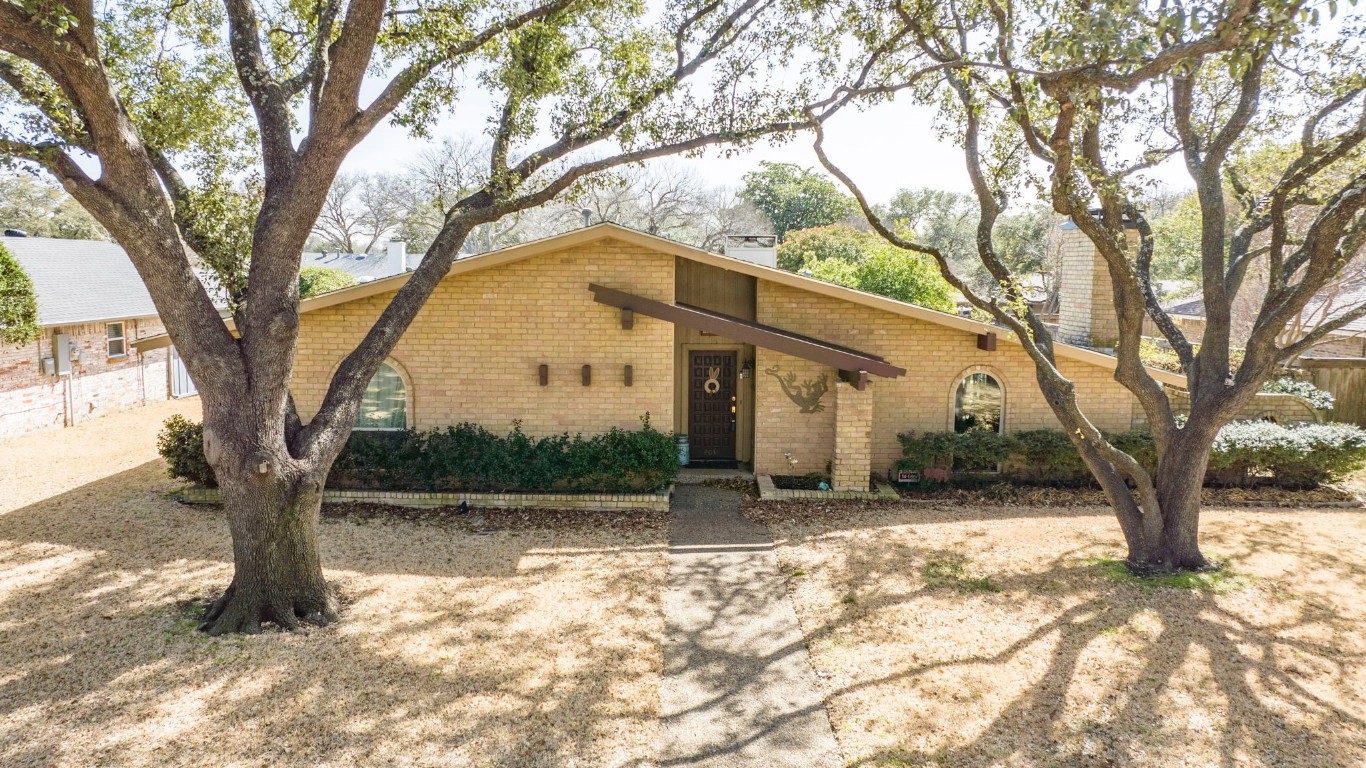 4036 Flintridge Drive Dallas TX 75244
