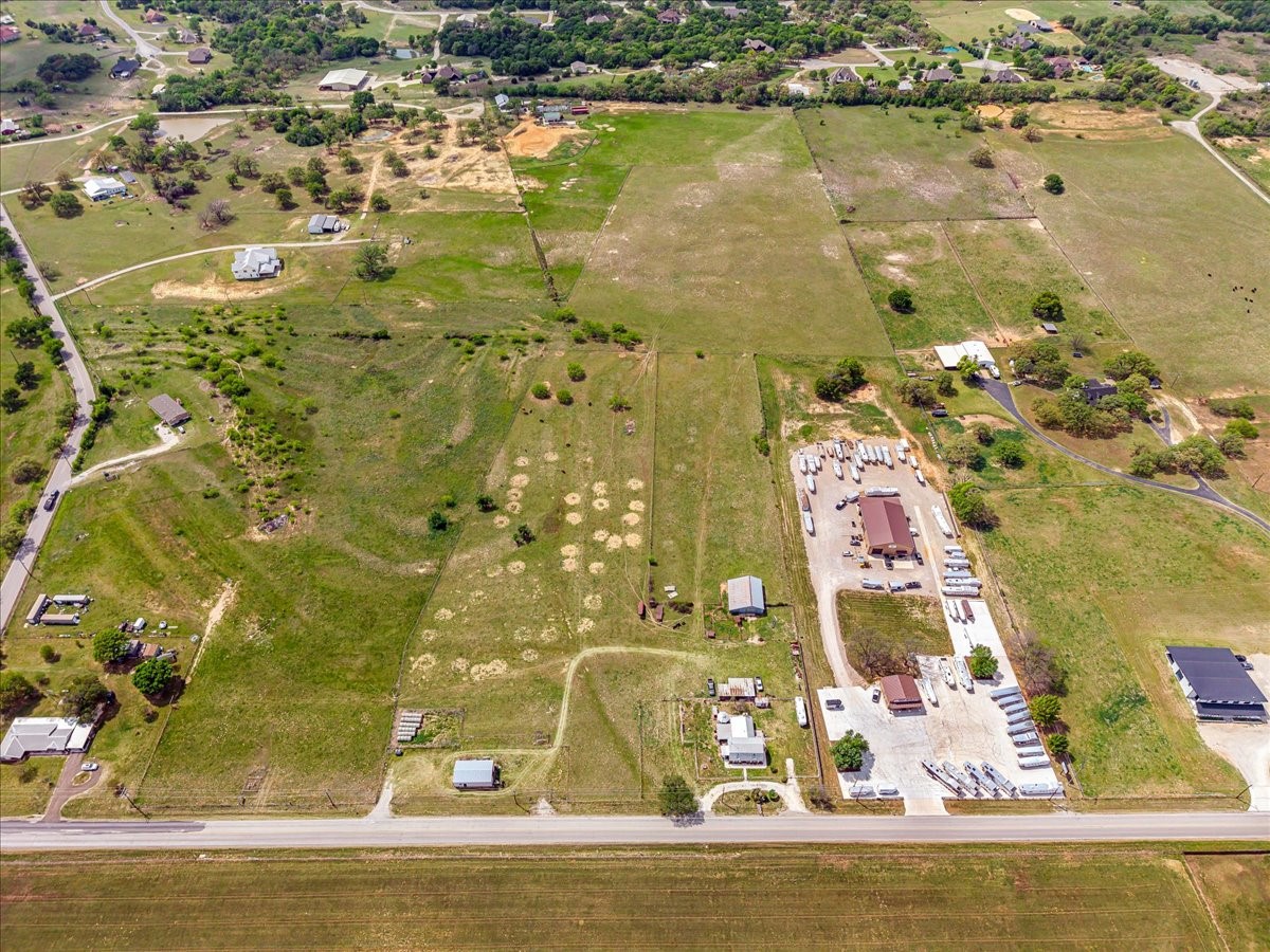 806 Dennis Road Weatherford TX 76087