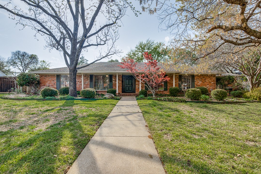 11007 Candlelight Lane Dallas TX 75229
