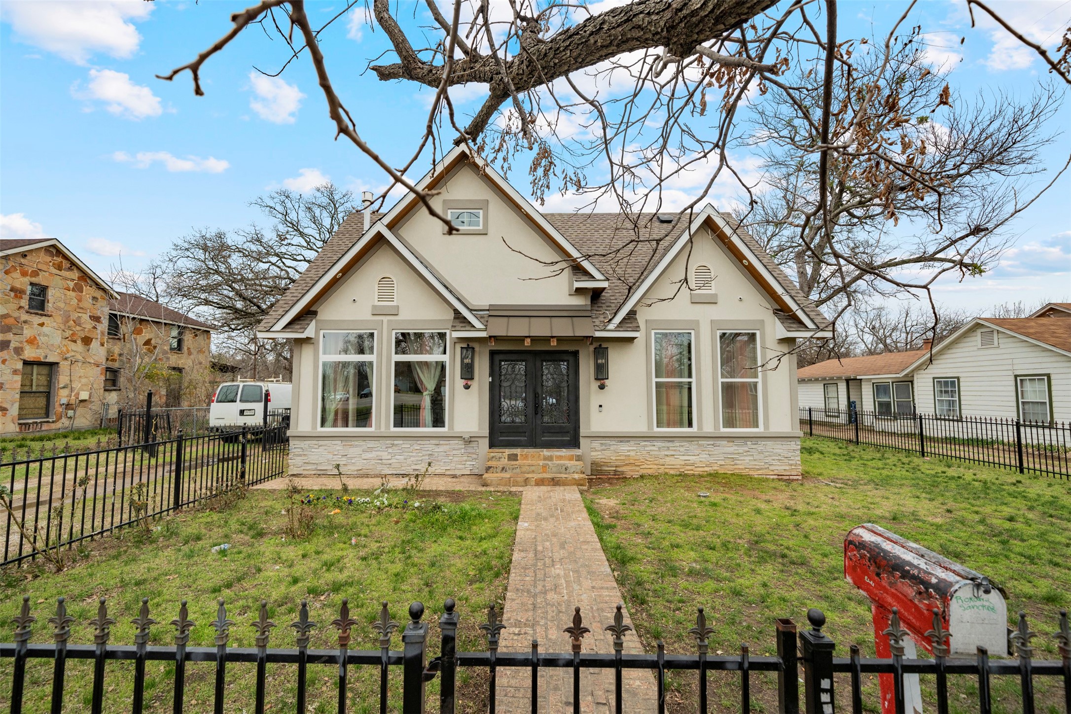 314 S Hastings Irving TX 75060