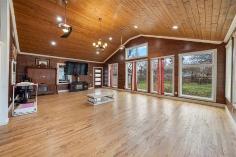 314 S Hastings Irving TX 75060
