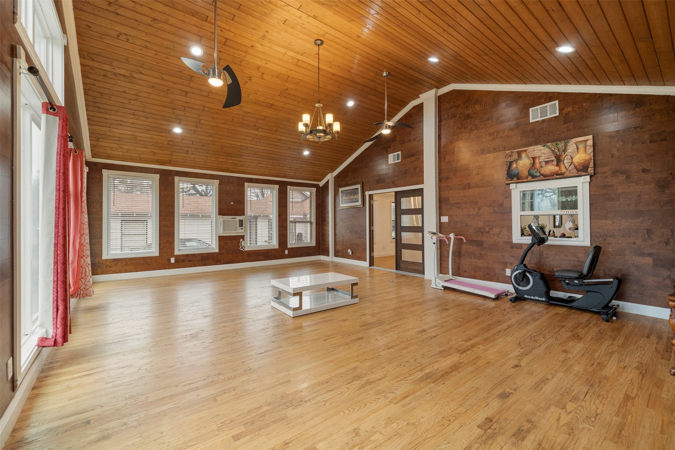 314 S Hastings Irving TX 75060