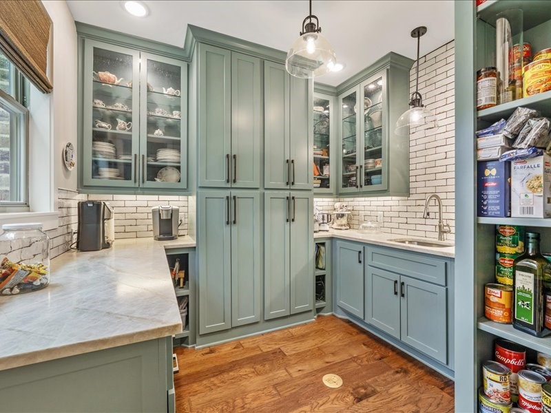 8595 Toler Pointe Larue TX 75770