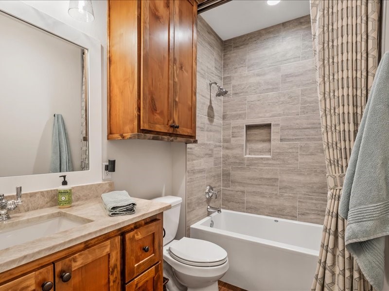 8595 Toler Pointe Larue TX 75770