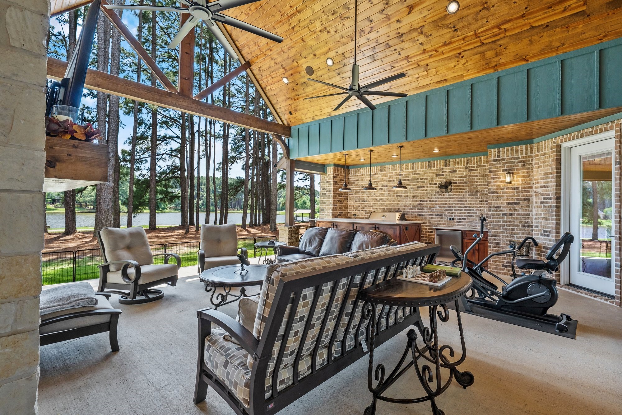 8595 Toler Pointe Larue TX 75770