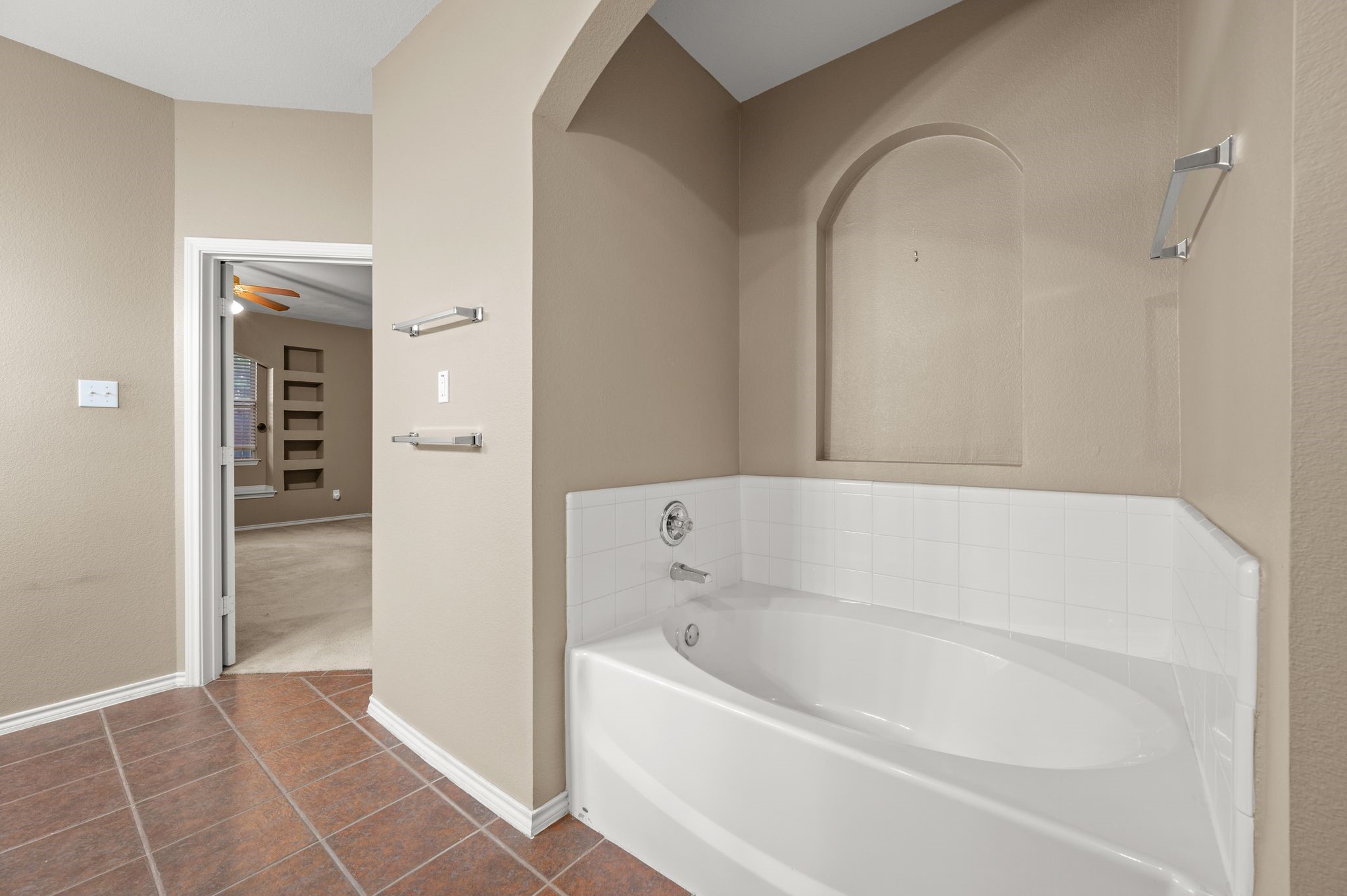 3309 Landhope Circle Arlington TX 76016