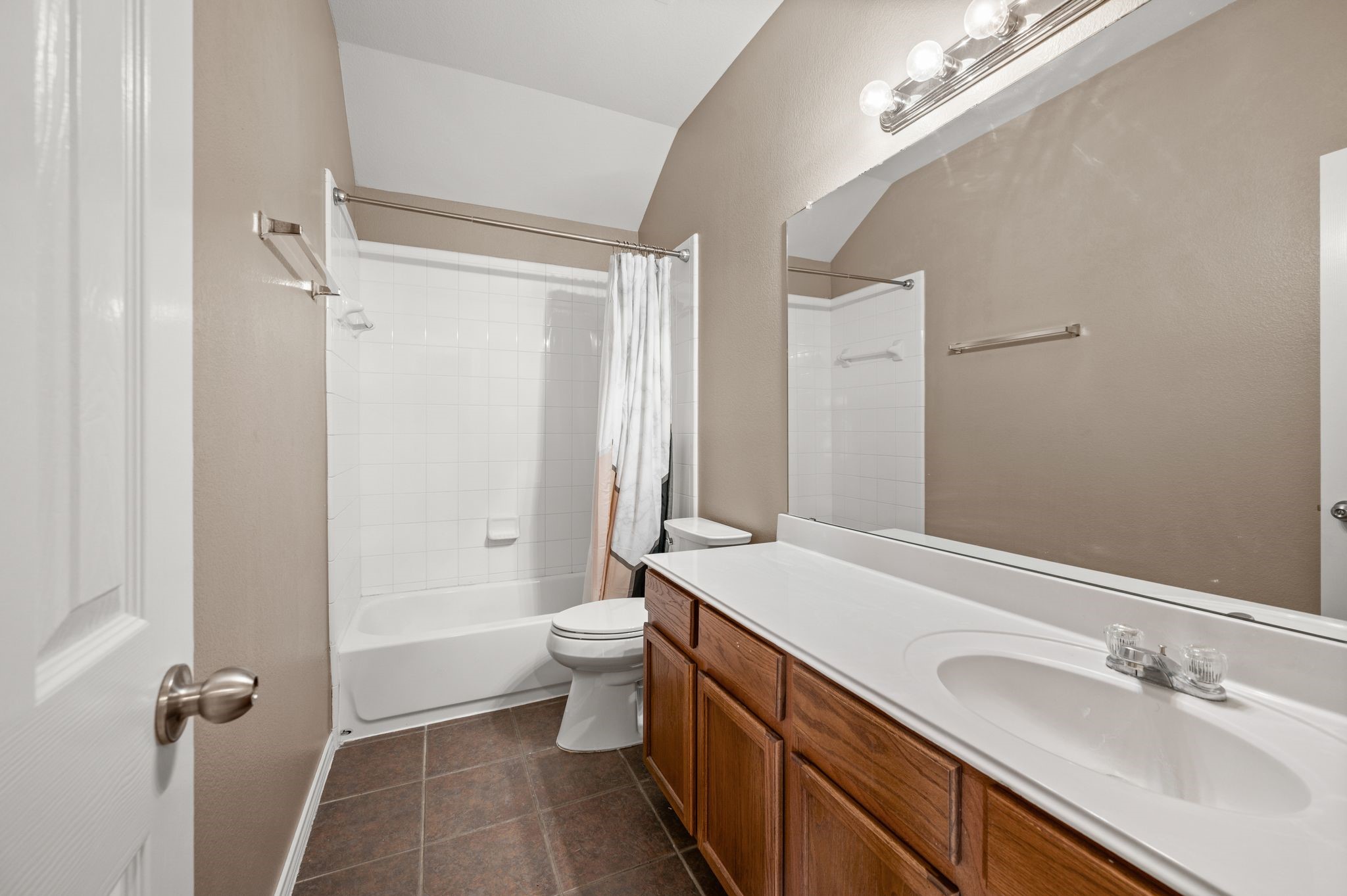 3309 Landhope Circle Arlington TX 76016